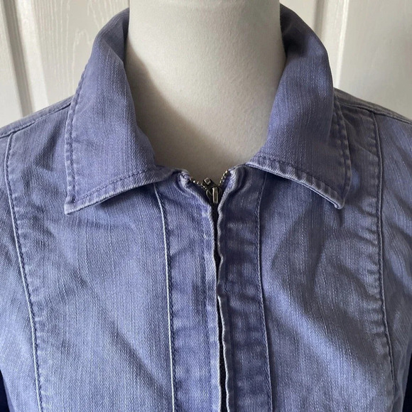 Chicos Platinum Womens Ruched Jacket Sz 2 US 12 Zip Pockets Blue Denim Chic - Picture 4 of 12